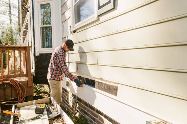 Trusted Storm Damage Siding Repair service in Martinsburg, PA - Creative Siding
